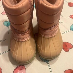 Kids Pink Oshkosh snow boots